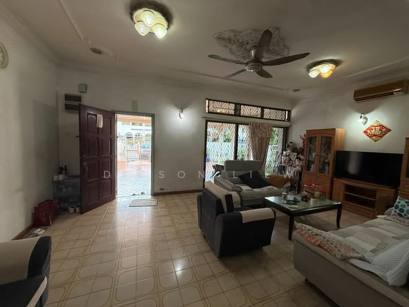 Taman Bukit Maluri untuk Untuk Dijual - RM 1,360,000, Mac 2026 - Living Room - PropertyGuru.com.my