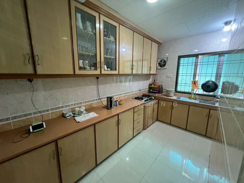 2-storey Terraced House for Sale in Senai (Johor) - Joseph Wong - Kitchen - PropertyGuru.com.my