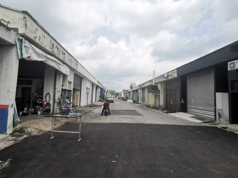 Terrace Factory for Sale in Subang Jaya (Selangor) - Cheng Yoong Lai - Exterior - PropertyGuru.com.my