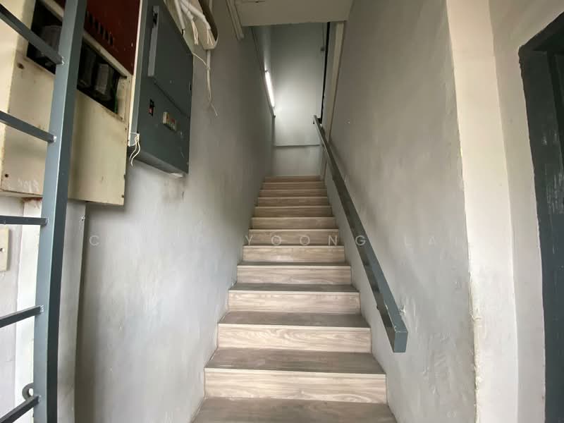 Terrace Factory for Sale in Subang Jaya (Selangor) - Cheng Yoong Lai - Corridor - PropertyGuru.com.my