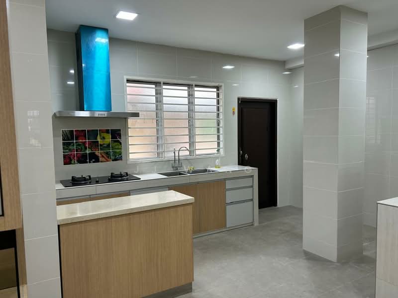 Rumah Teres 2-Tingkat untuk Dijual di Kota Kemuning (Shah Alam) - J J - Kitchen - PropertyGuru.com.my