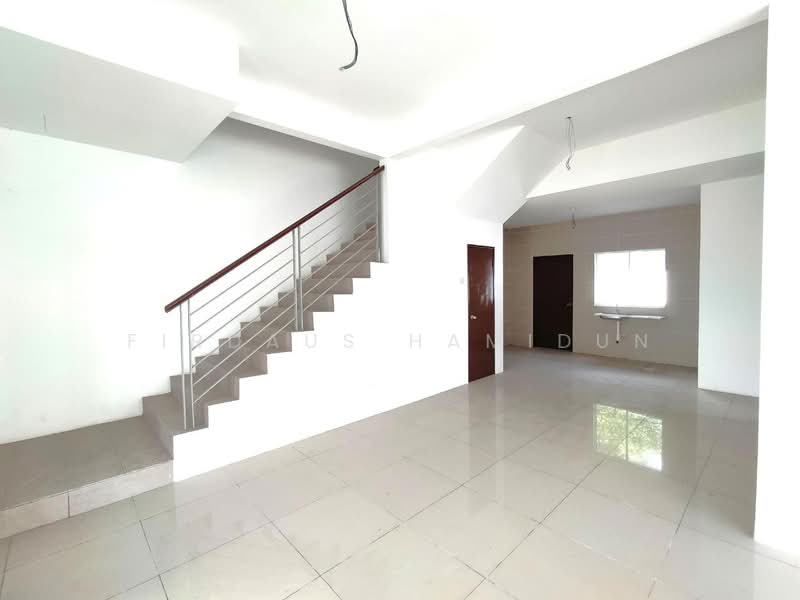Semi-Detached House for Sale in Sepang (Selangor) - Firdaus Hamidun - PropertyGuru.com.my