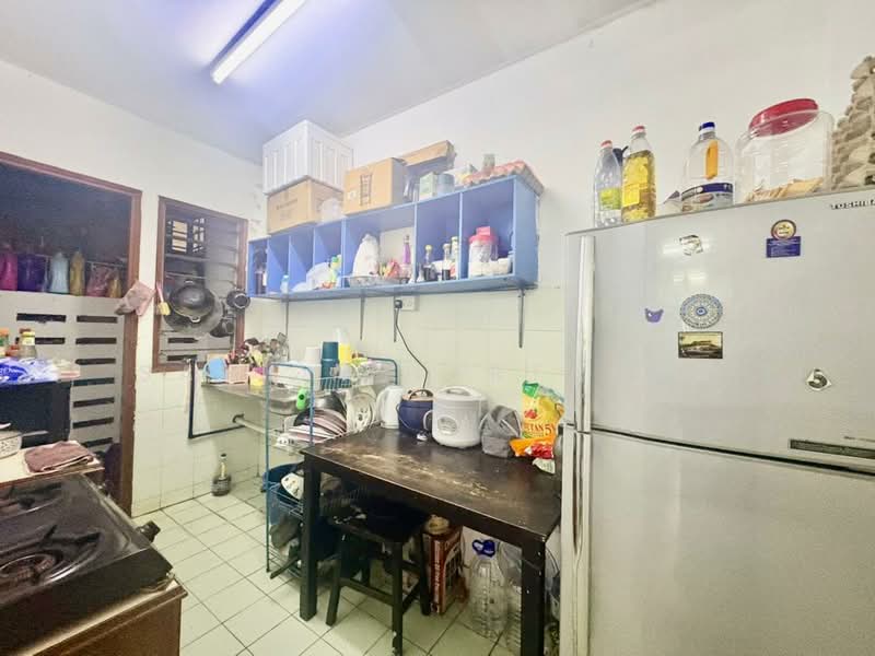 Apartment for Sale at Pusat Komersial Seksyen 7 - Sariza Hartanah - PropertyGuru.com.my