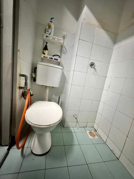 Apartment for Sale at Pusat Komersial Seksyen 7 - Sariza Hartanah - PropertyGuru.com.my