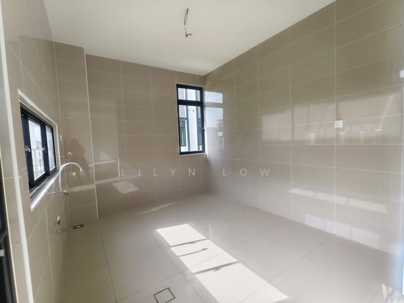 2-storey Terraced House for Sale in Taman Ekoflora (Johor Bahru) - Lilyn Low - Kitchen - PropertyGuru.com.my