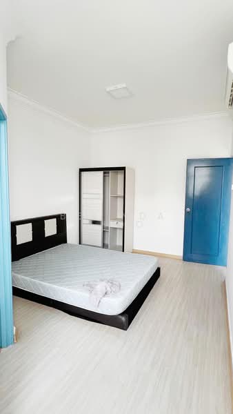 Apartment for Sale at Lake View Suites - Belinda Choo - Bedroom - PropertyGuru.com.my