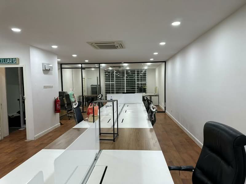 Shah Alam, Alam Nusantara, Seria 88 Fully Furnish Office untuk Untuk Disewa - RM 4,500 /bulan, Apr 2026 - Interior - PropertyGuru.com.my