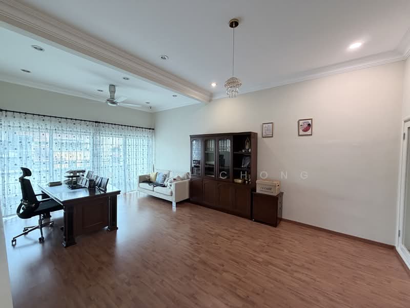 3-storey Terraced House for Sale in Taman Esplanad (Bukit Jalil) - Jayson chong - Study - PropertyGuru.com.my