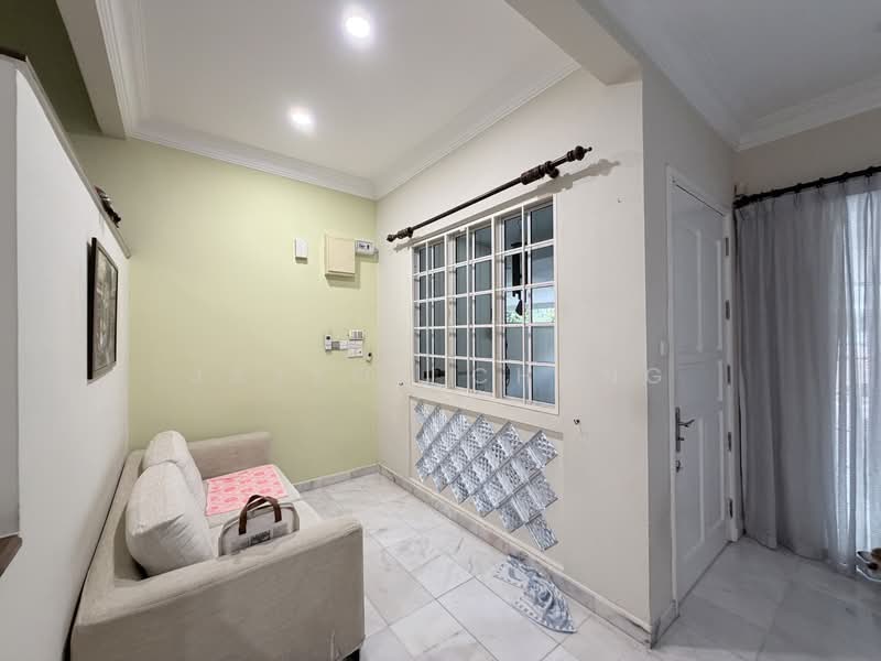 3-storey Terraced House for Sale in Taman Esplanad (Bukit Jalil) - Jayson chong - Living Room - PropertyGuru.com.my