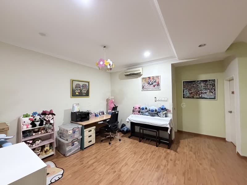 3-storey Terraced House for Sale in Taman Esplanad (Bukit Jalil) - Jayson chong - Study - PropertyGuru.com.my