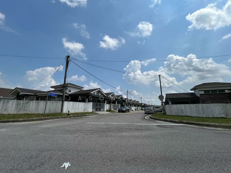 1-storey Terraced House for Sale in Bandar Putra (Kulai) - Jason Tan - Exterior - PropertyGuru.com.my