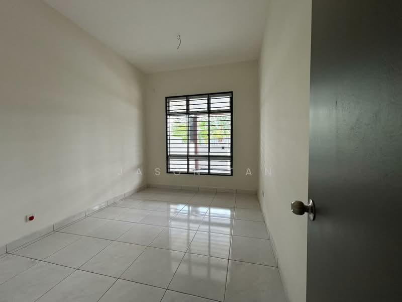 1-storey Terraced House for Sale in Bandar Putra (Kulai) - Jason Tan - Interior - PropertyGuru.com.my