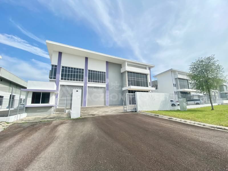 Detached Factory for Rent in Pasir Gudang (Johor) - Tom Chiew - Exterior - PropertyGuru.com.my