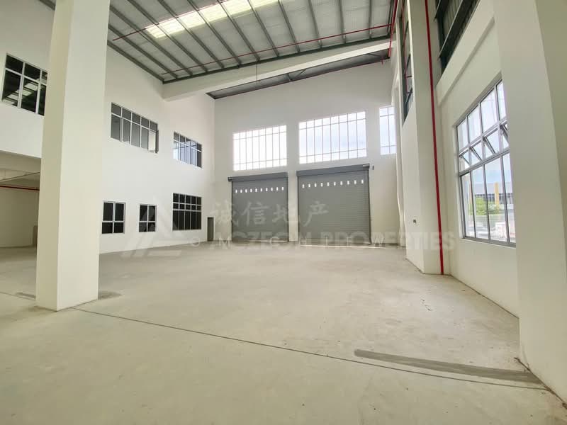 Detached Factory for Rent in Pasir Gudang (Johor) - Tom Chiew - Interior - PropertyGuru.com.my