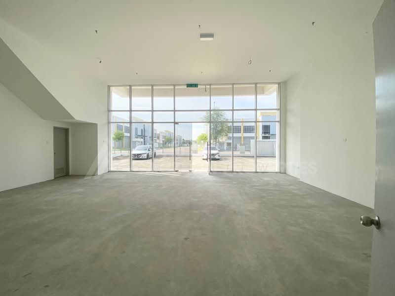 Detached Factory for Rent in Pasir Gudang (Johor) - Tom Chiew - Entrance - PropertyGuru.com.my