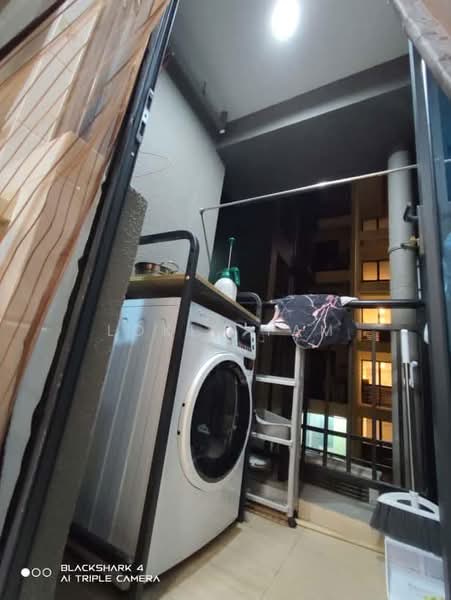 Service Residence for Sale at Country Garden Central Park - Lokin Yam - Balcony - PropertyGuru.com.my