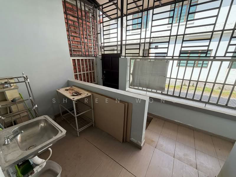 2-storey Terraced House for Sale in Taman Dato Onn (Johor Bahru) - Shereen Wong - Balcony - PropertyGuru.com.my