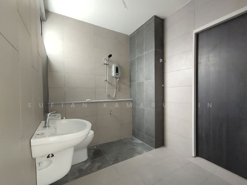 2-storey Terraced House for Sale in Elmina (Shah Alam) - Sufian Kamaruddin - Bathroom - PropertyGuru.com.my