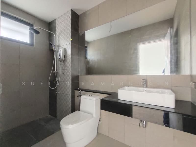 2-storey Terraced House for Sale in Elmina (Shah Alam) - Sufian Kamaruddin - Bathroom - PropertyGuru.com.my
