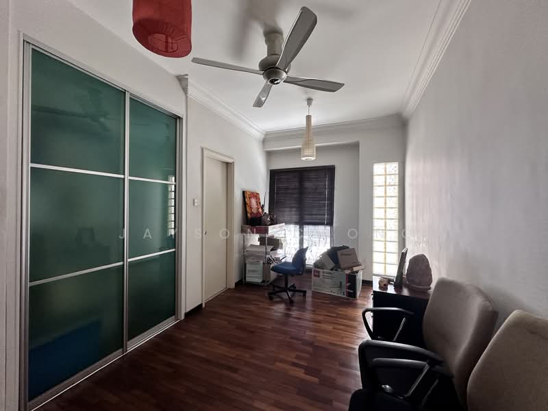 3-storey Terraced House for Sale in Taman Esplanad (Bukit Jalil) - Jayson chong - Study - PropertyGuru.com.my