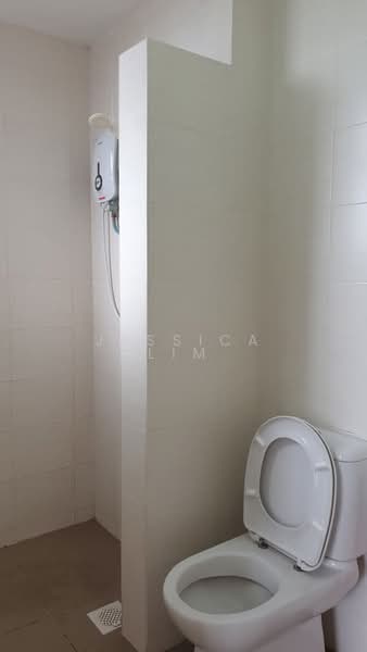 Servis Apartment untuk Dijual di Platinum Lake PV 21 - Jessica Lim - Bathroom - PropertyGuru.com.my