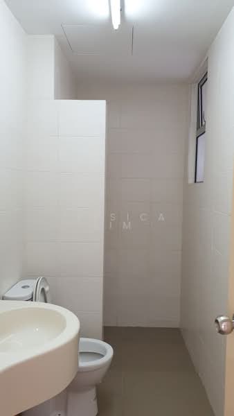 Servis Apartment untuk Dijual di Platinum Lake PV 21 - Jessica Lim - Bathroom - PropertyGuru.com.my