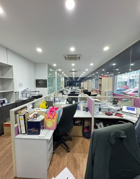 Kedai / Pejabat untuk Dijual di Kota Damansara (Selangor) - Vincent Lee - Interior - PropertyGuru.com.my