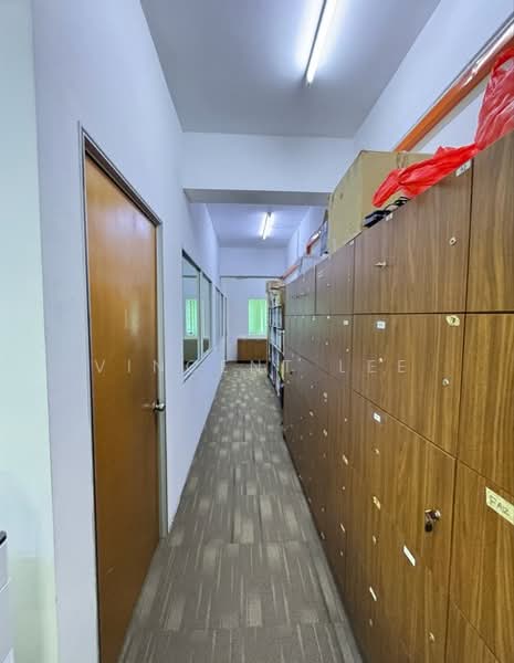 Shop / Office for Sale in Kota Damansara (Selangor) - Vincent Lee - Corridor - PropertyGuru.com.my