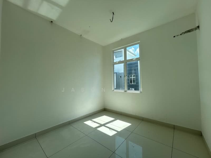 Cluster House for Sale in Taman Mutiara Mas (Skudai) - Jason Tan - Interior - PropertyGuru.com.my