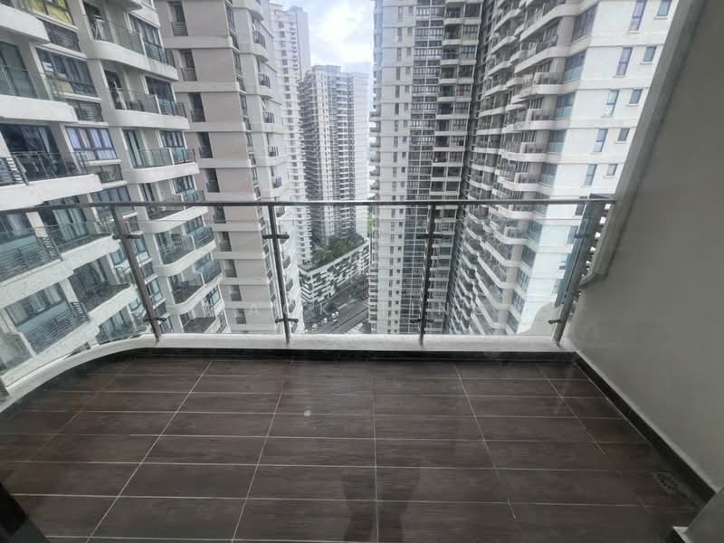 Amberside @ Country Garden Danga Bay untuk Untuk Disewa - RM 800 /bulan, Apr 2026 - Balcony - PropertyGuru.com.my