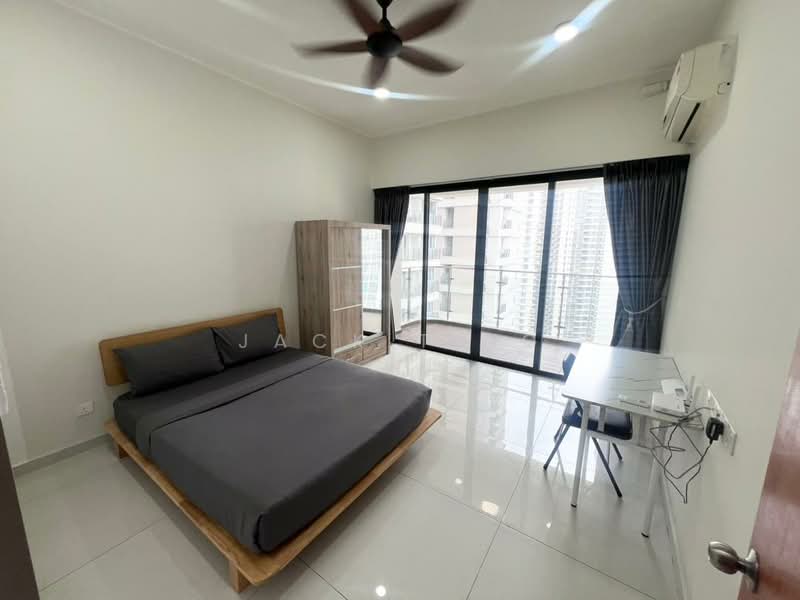 Amberside @ Country Garden Danga Bay untuk Untuk Disewa - RM 800 /bulan, Apr 2026 - Bedroom - PropertyGuru.com.my