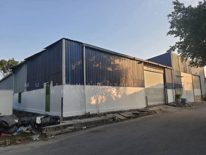 Terrace Factory for Rent in Kampung Bukit Kemuning (Shah Alam) - Muhammad Shahrul Ridhwan Mehamad Nasir - Exterior - PropertyGuru.com.my