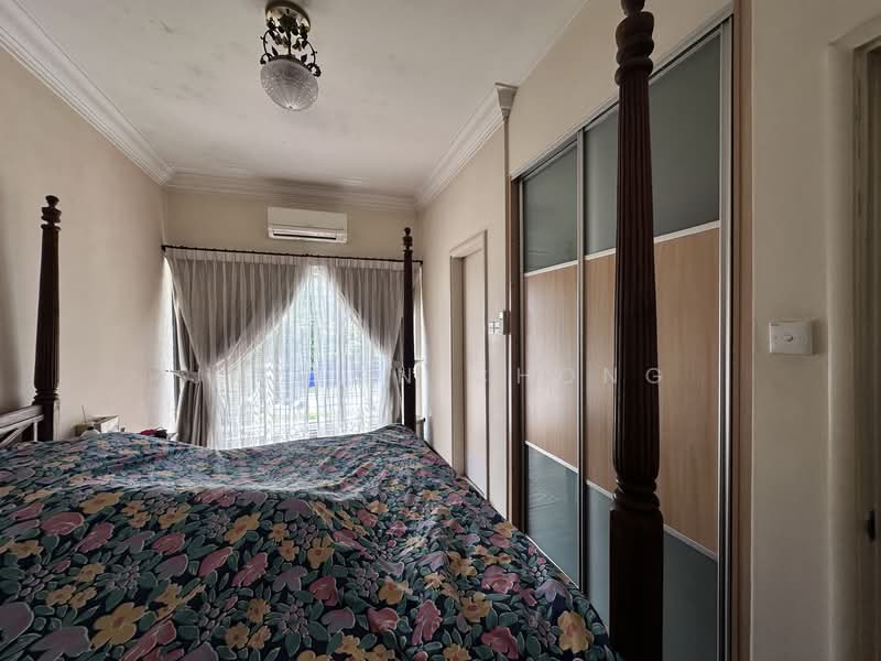 3-storey Terraced House for Sale in Taman Esplanad (Bukit Jalil) - Jayson chong - Bedroom - PropertyGuru.com.my