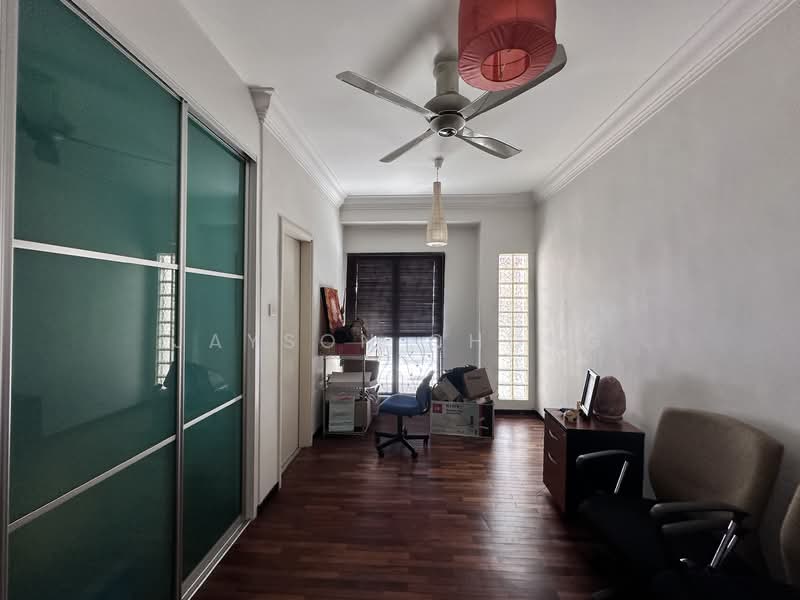 3-storey Terraced House for Sale in Taman Esplanad (Bukit Jalil) - Jayson chong - Study - PropertyGuru.com.my