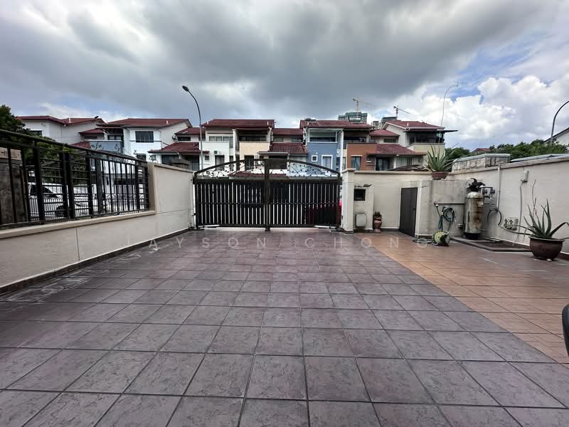 3-storey Terraced House for Sale in Taman Esplanad (Bukit Jalil) - Jayson chong - Exterior - PropertyGuru.com.my