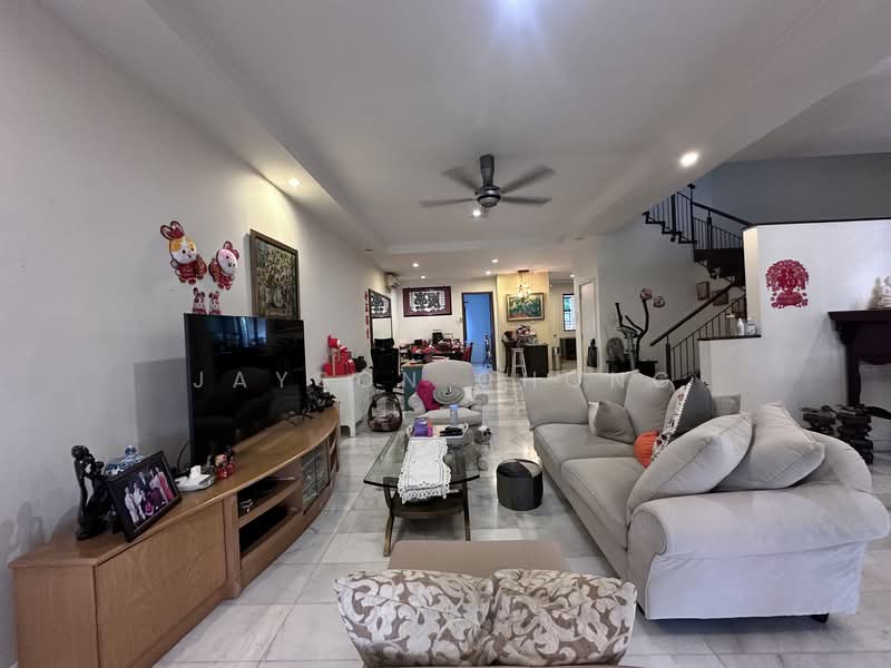 3-storey Terraced House for Sale in Taman Esplanad (Bukit Jalil) - Jayson chong - Living Room - PropertyGuru.com.my