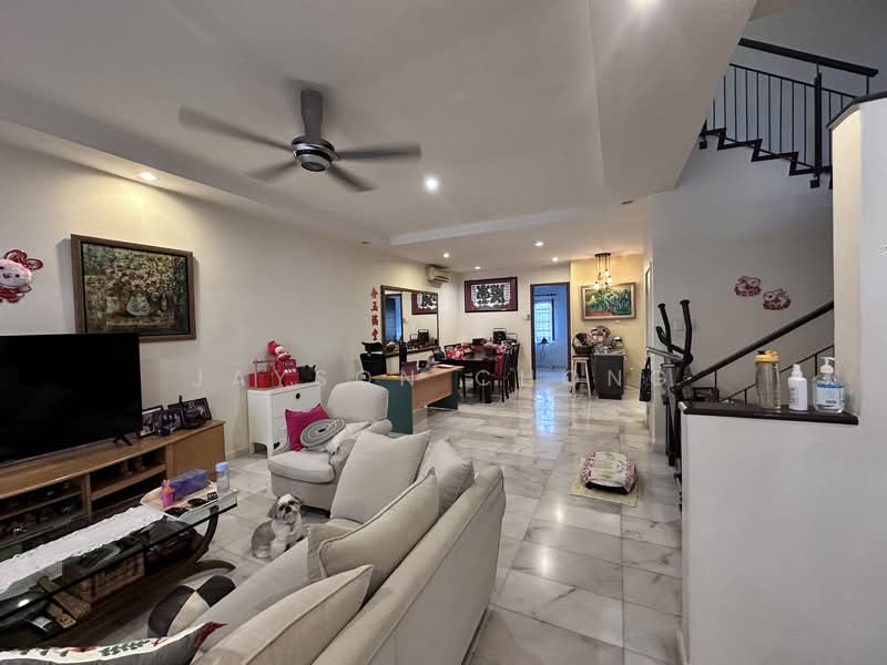 3-storey Terraced House for Sale in Taman Esplanad (Bukit Jalil) - Jayson chong - Living Room - PropertyGuru.com.my