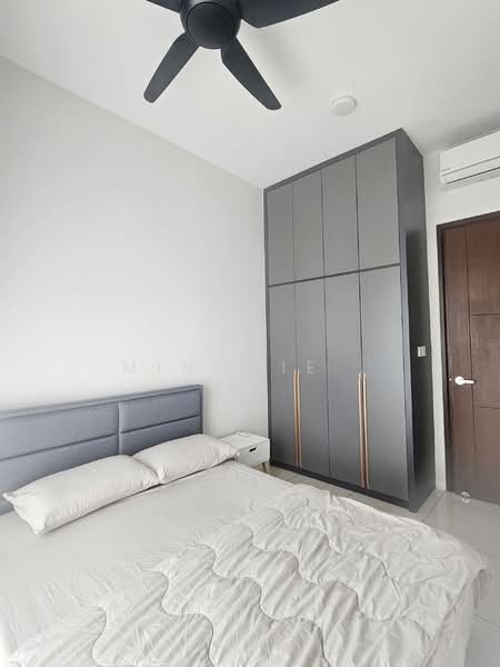 Condominium for Rent at Queens Residences Q2 @ Queens Waterfront - Minggie . - Bedroom - PropertyGuru.com.my