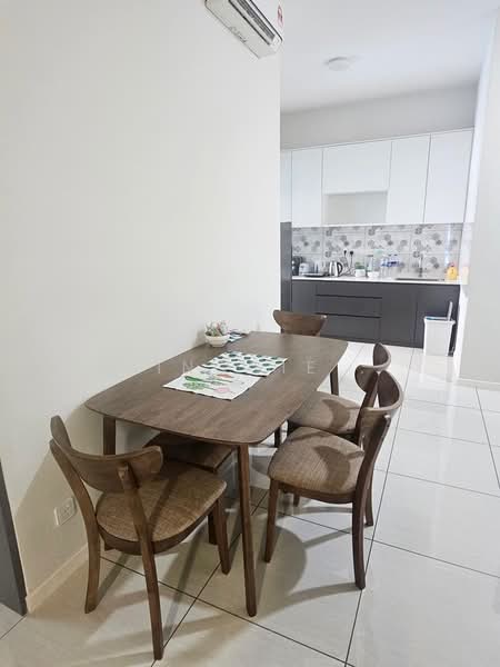 Condominium for Rent at Queens Residences Q2 @ Queens Waterfront - Minggie . - Dining Room - PropertyGuru.com.my