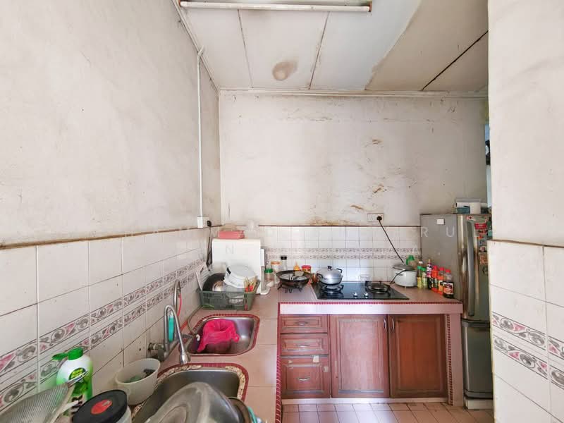 Taman Semenyih Indah untuk Untuk Dijual - RM 335,000, Mac 2026 - Kitchen - PropertyGuru.com.my