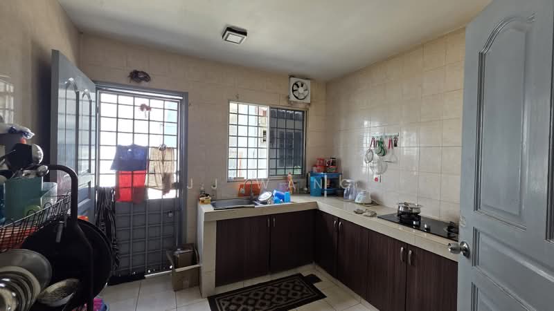 2-storey Terraced House for Sale in Bukit Rimau (Shah Alam) - JJ Wang - Kitchen - PropertyGuru.com.my