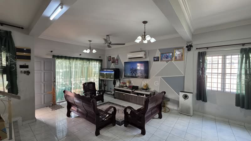 2-storey Terraced House for Sale in Bukit Rimau (Shah Alam) - JJ Wang - Living Room - PropertyGuru.com.my