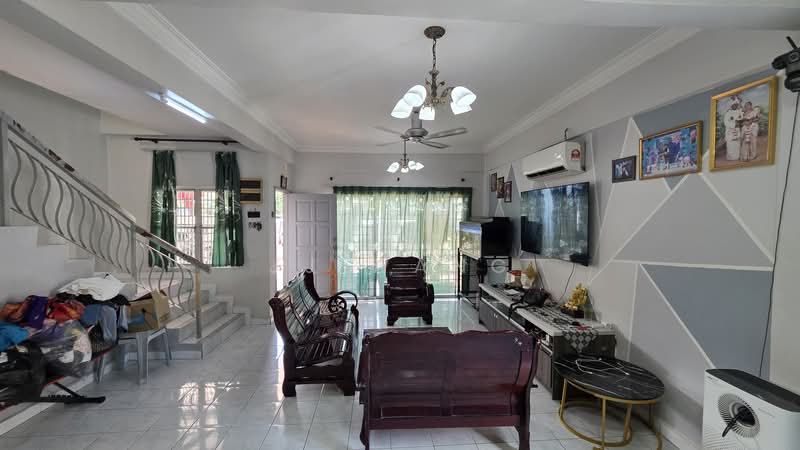 2-storey Terraced House for Sale in Bukit Rimau (Shah Alam) - JJ Wang - Living Room - PropertyGuru.com.my