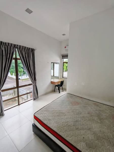 2-storey Terraced House for Sale in Taman Dato Onn (Johor Bahru) - Jason Tan - Bedroom - PropertyGuru.com.my