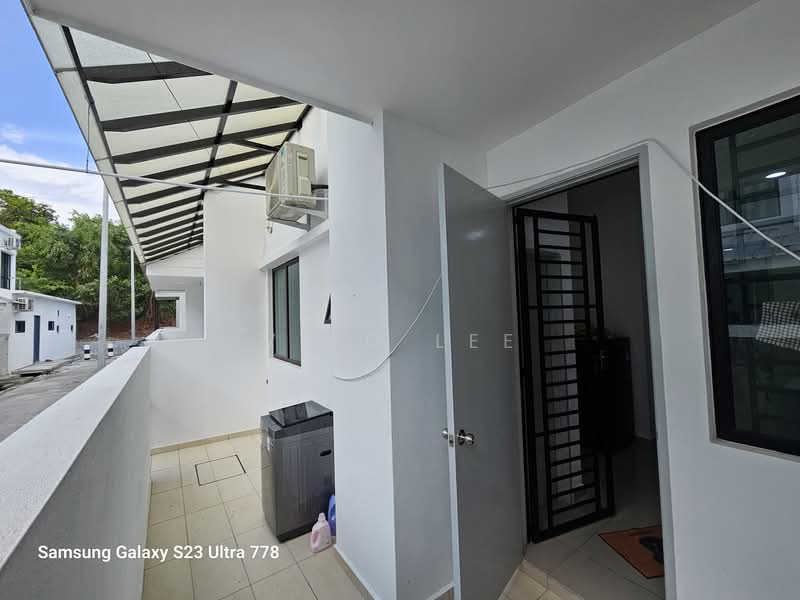 2-storey Terraced House for Sale in Taman Bukit Cheng (Cheng) - Vito Lee - Exterior - PropertyGuru.com.my