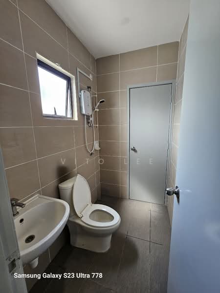 2-storey Terraced House for Sale in Taman Bukit Cheng (Cheng) - Vito Lee - Bathroom - PropertyGuru.com.my