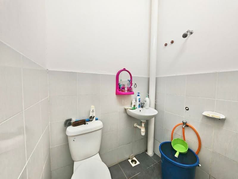 2-storey Terraced House for Sale in Taman Pulai Mutiara (Iskandar Puteri (Nusajaya)) - Shieh Long Chen - Bathroom - PropertyGuru.com.my