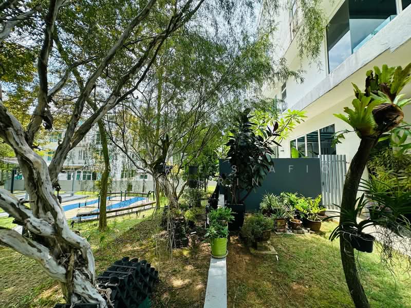 Bungalow for Sale in Cyberjaya (Selangor) - Absyarie Syafiq Shahrin - Garden - PropertyGuru.com.my