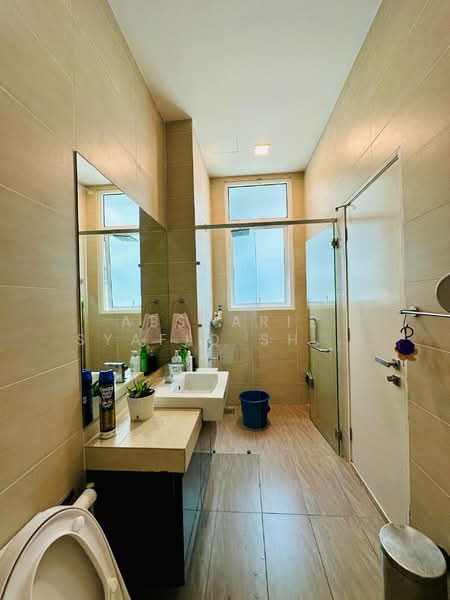 Bungalow for Sale in Cyberjaya (Selangor) - Absyarie Syafiq Shahrin - Bathroom - PropertyGuru.com.my