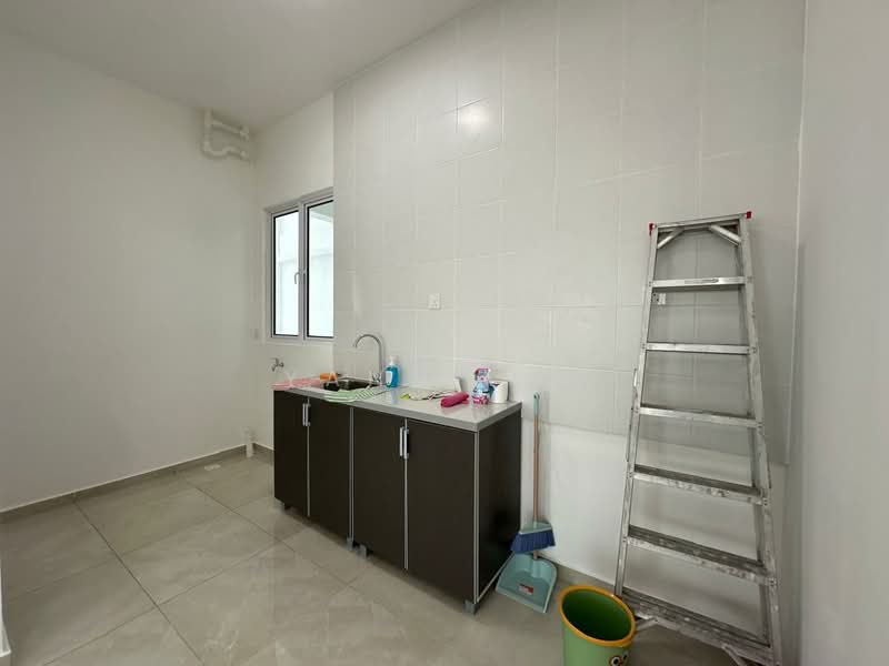 Condominium for Rent at Lucerne Residences - Yang Lim - Kitchen - PropertyGuru.com.my